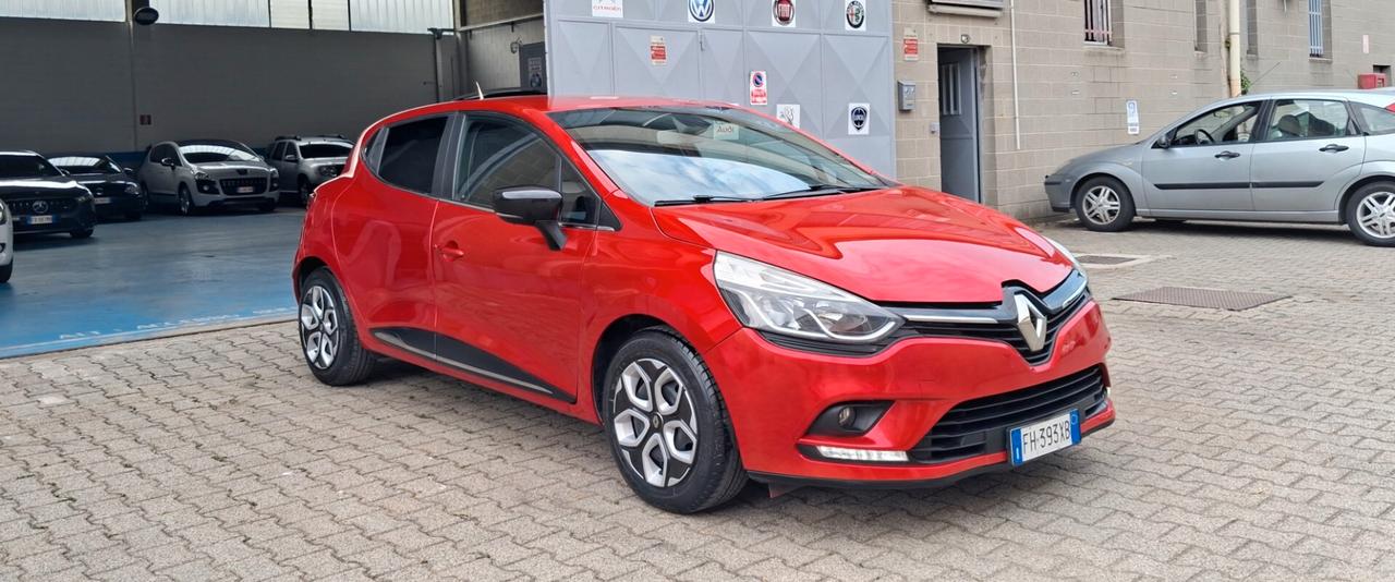 Renault Clio 1.2 75CV Zen NeopatentatiOK