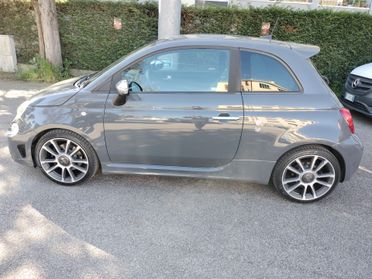 Abarth 595 1.4 Turbo T-Jet 165 CV Turismo