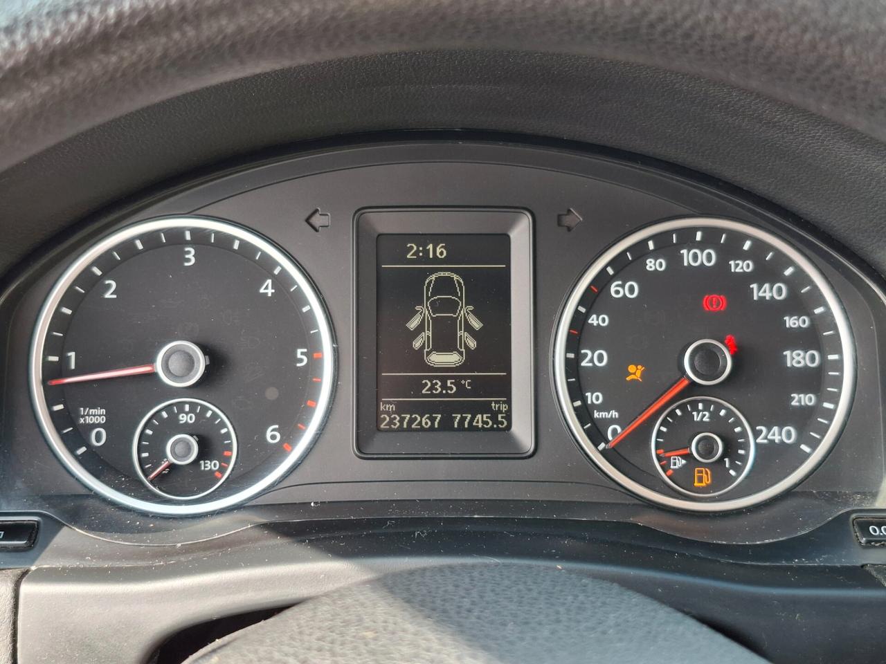 Volkswagen Tiguan 2011 2.0 tdi/GPL !!!