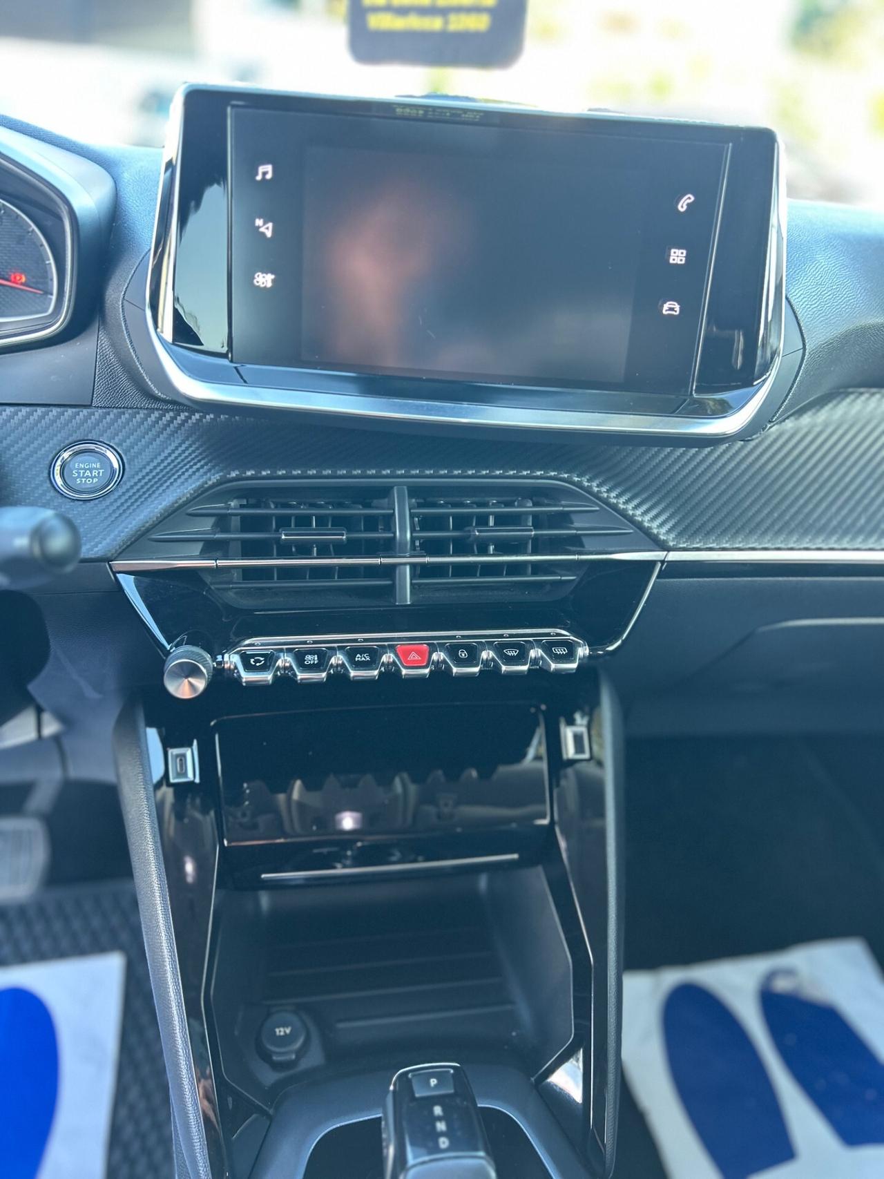Peugeot 2008 Hdi 130 EAT8 Allure Navi Pack