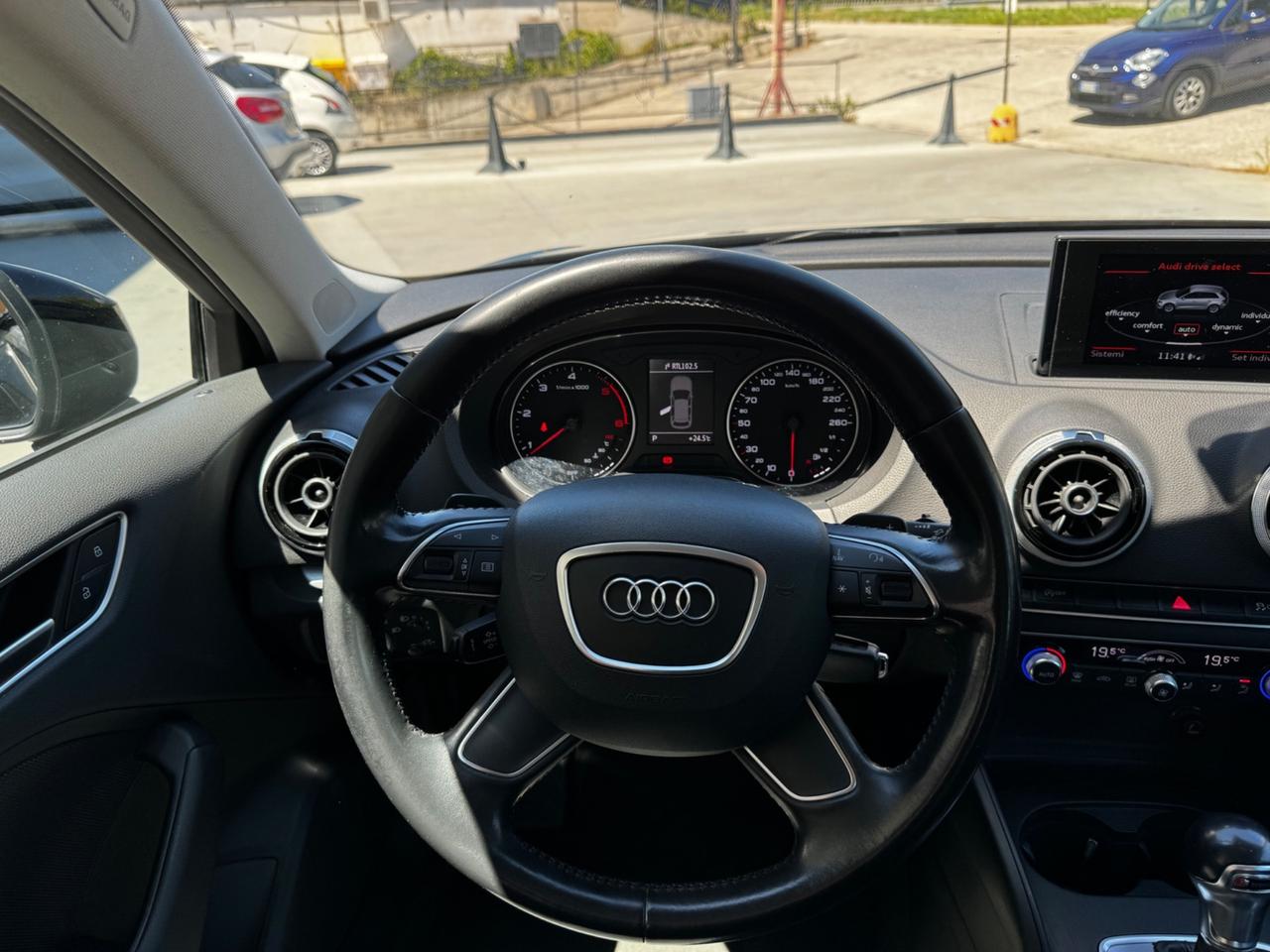 Audi A3 1.6 TDI clean diesel S tronic Ambiente