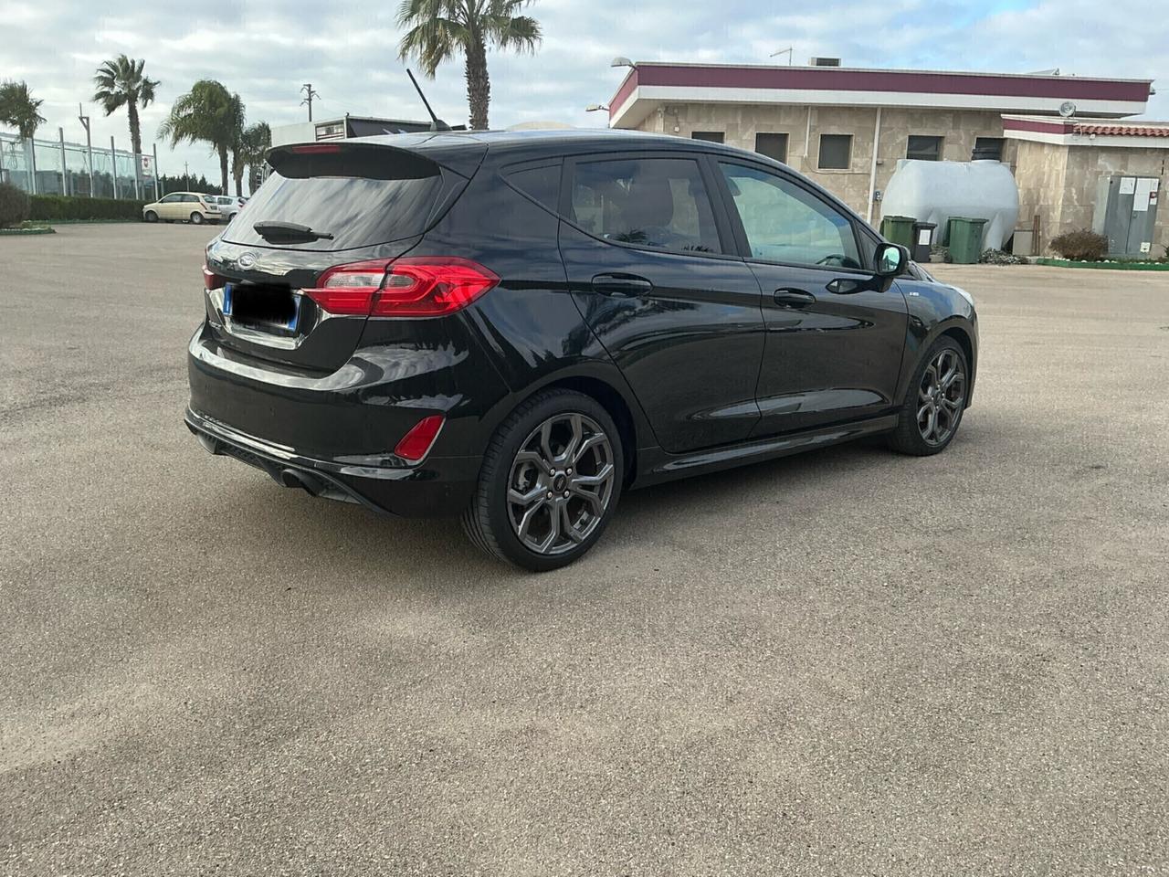 Ford Fiesta 1.5 TDCi 5 porte ST-Line