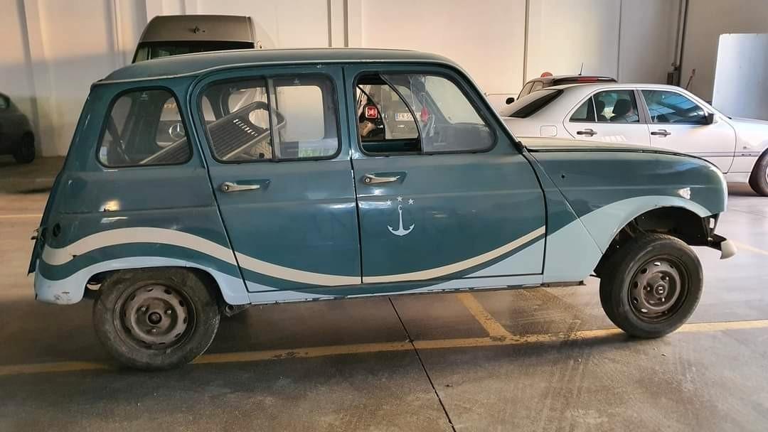 Renault 4