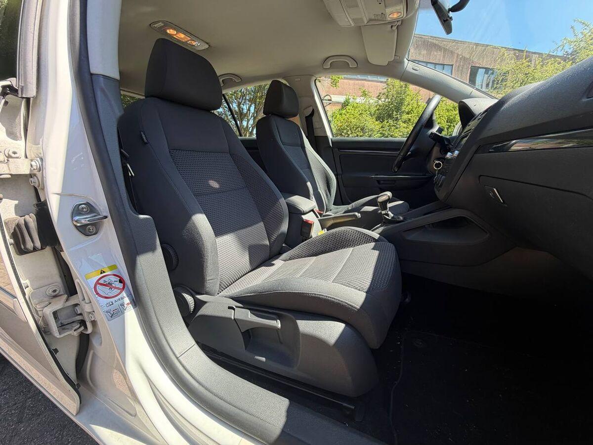 Volkswagen Golf 2.0 tdi Gt Sport 3p dsg dpf