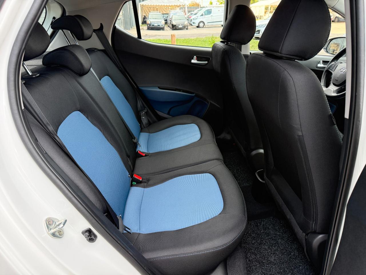 Hyundai i10 1.2 MPI Sound Edition A/T
