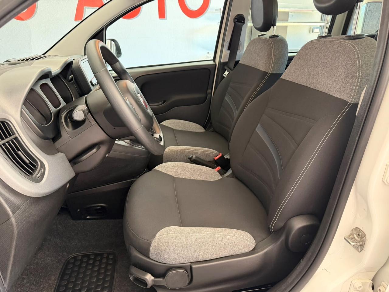 Fiat Panda 1.0 Hybrid 70cv - City Life - CLIMA AUTOM.
