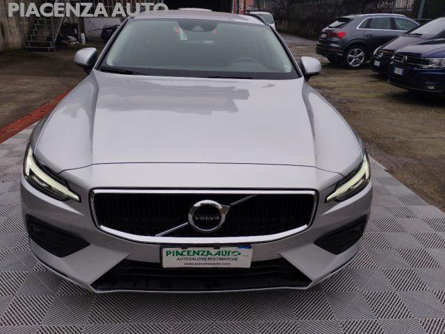 VOLVO V60 D3 Geartronic Business.NAVIGATORE.LED