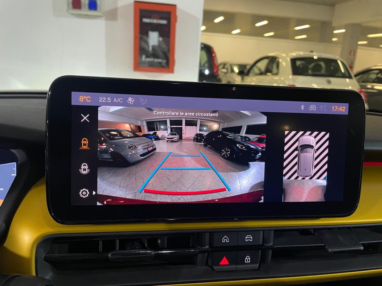 Jeep Avenger 1.2 Turbo 100 CV Summit