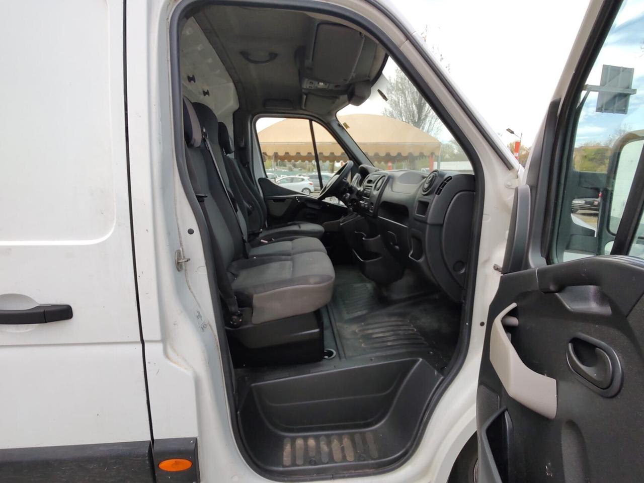 Renault Master T35 2.3 dci 125cv L3H2, EURO 5A, ATTREZZATO COME OFFICINA MOBILE
