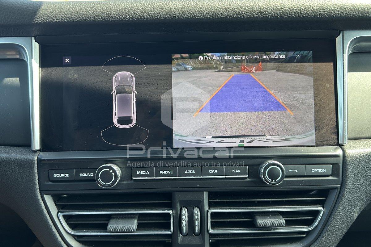 PORSCHE Macan 2.0