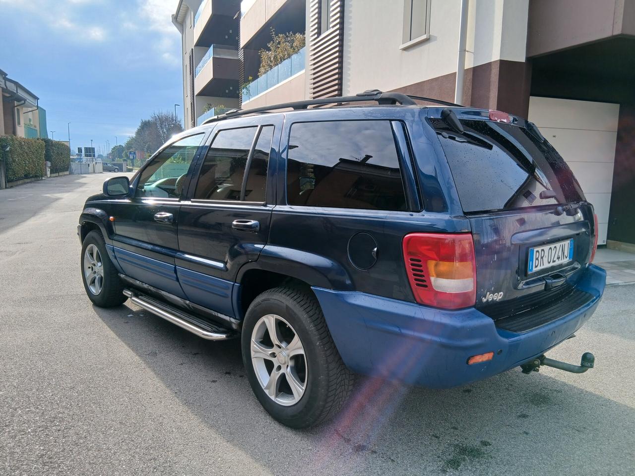 Jeep Grand Cherokee 4.7 V8 cat Limited + gancio GPL