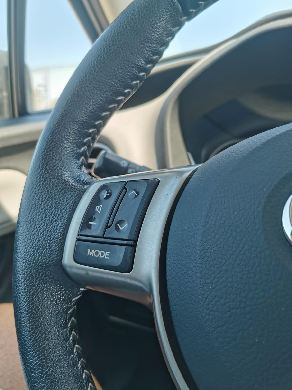 Toyota Yaris 1.0 5 porte Active - 2015