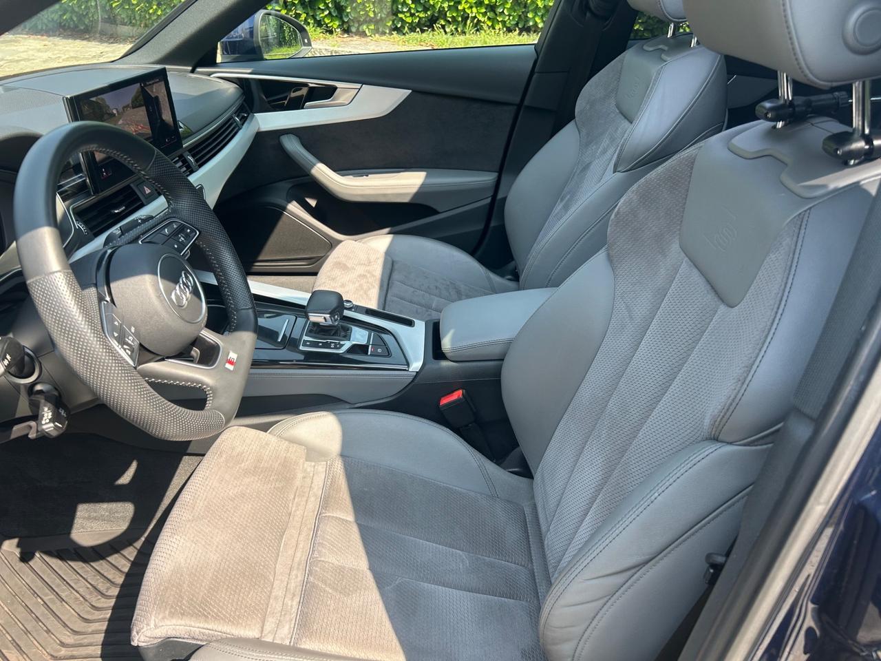 Audi A4 Avant 35 TDI/163 CV S line edition