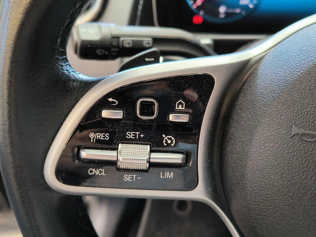 Mercedes-Benz GLB - X247 2019 - GLB 180 d Premium auto