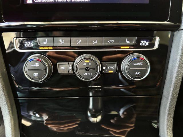 VOLKSWAGEN Golf GTI Performance 2.0 DSG -19"-Camera-DYnaudio-Keyless