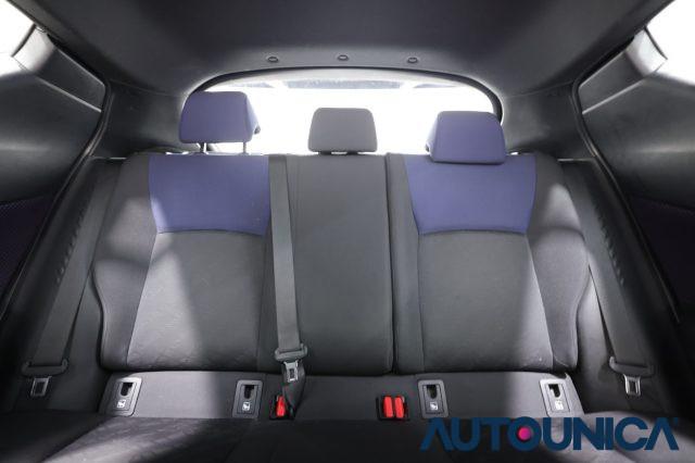 TOYOTA C-HR 1.8 HYBRID E-CVT LOUNGE FARI LED NEOPATENTATI