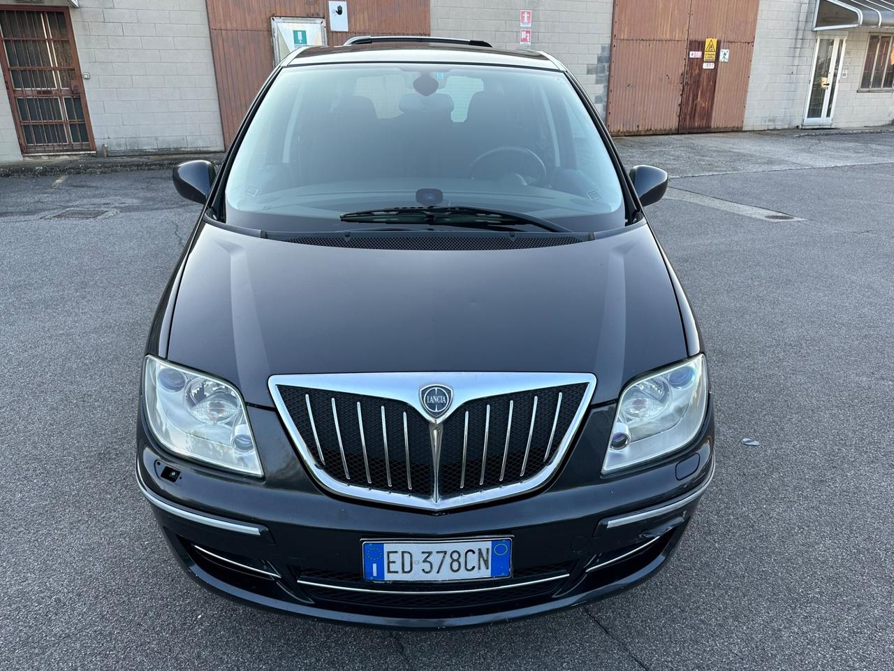 Lancia Phedra 2.2 MJT Limited Edition