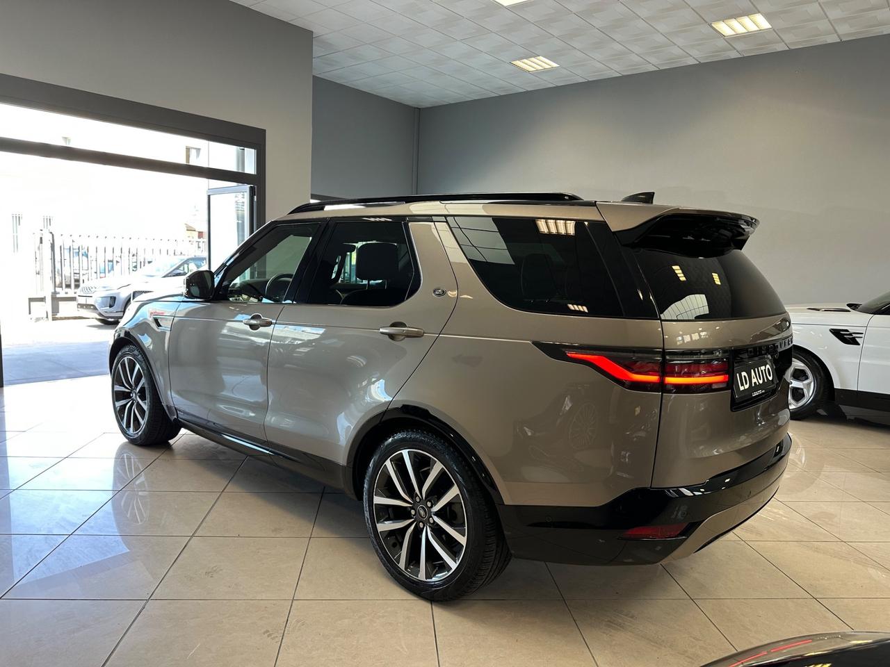 Land Rover Discovery 3.0D I6 249 CV AWD Auto R-Dynamic HSE 7 posti
