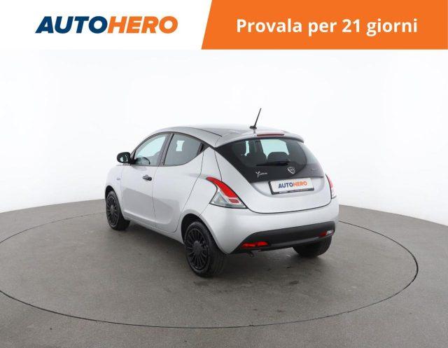 LANCIA Ypsilon 1.0 FireFly 5 porte S&S Hybrid Ecochic Silver