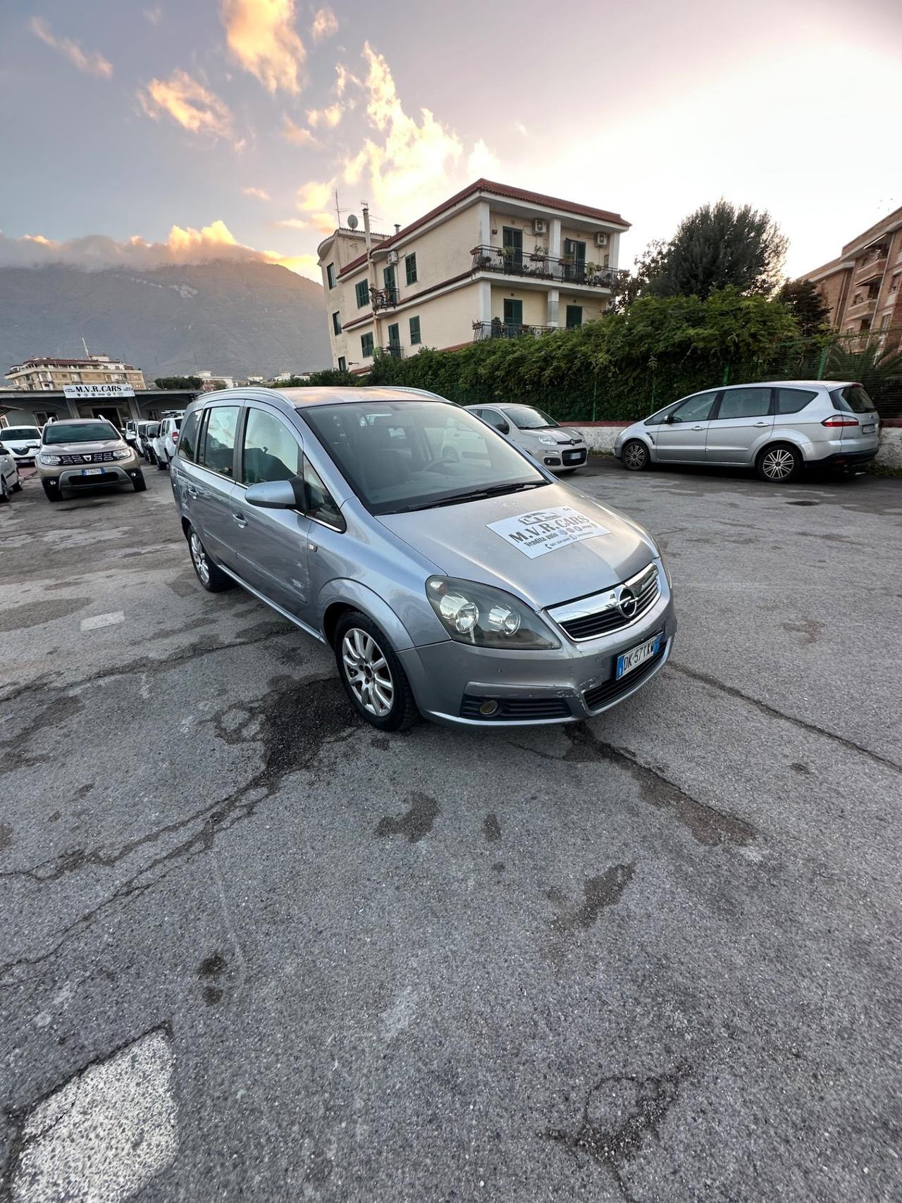 Opel Zafira 1.9 CDTI 120CV Cosmo