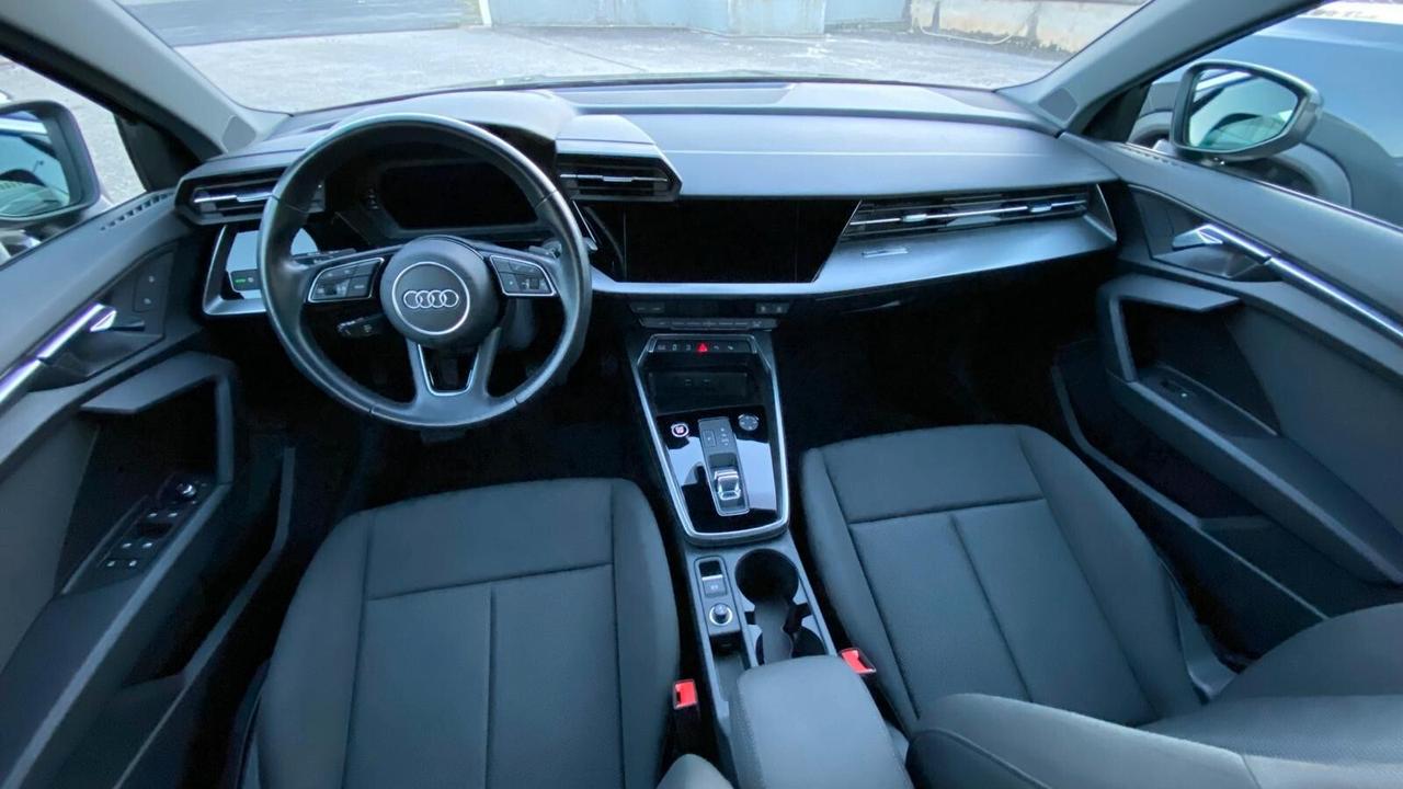 Audi A3 SPB 35 TDI S tronic - FARO FULL LED MATRIX