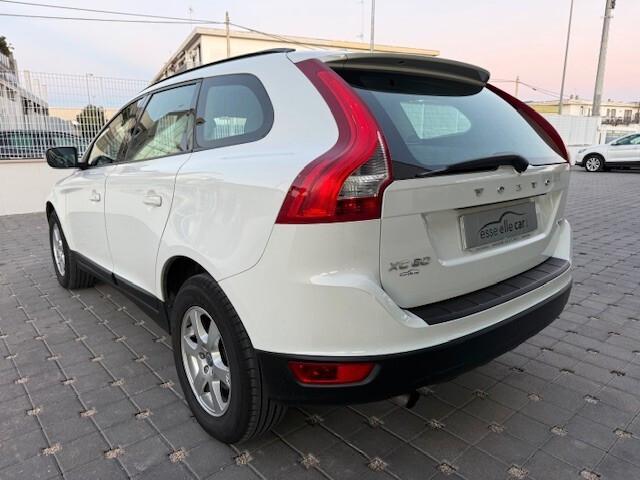 Volvo XC60 DRIVe Summum 2011