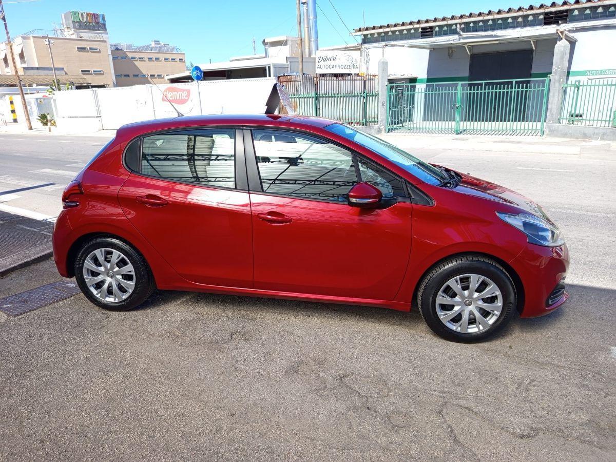 PEUGEOT 208 BlueHDi 75 5p. Active - 2015