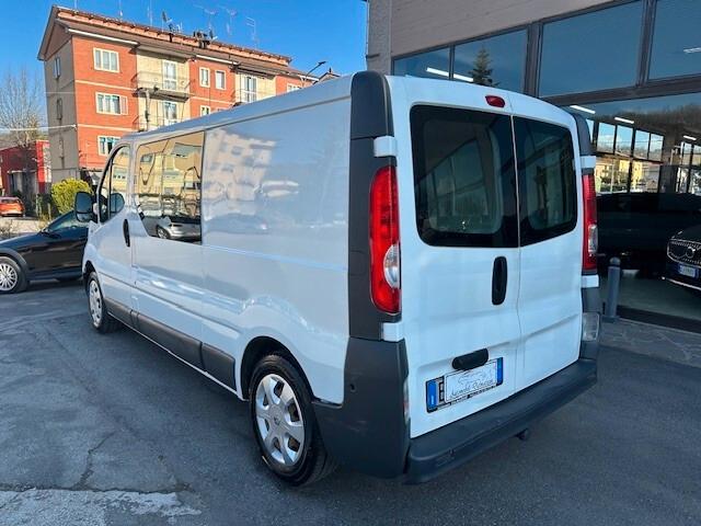 Renault Trafic T29 2.0 dCi/90 PL-TN-autocarro 6 posti