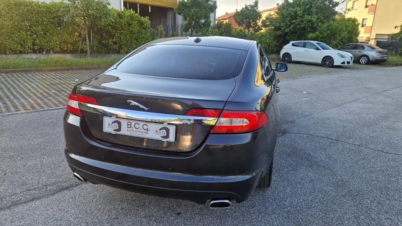 Jaguar XF 3.0 DS V6 Premium Luxury