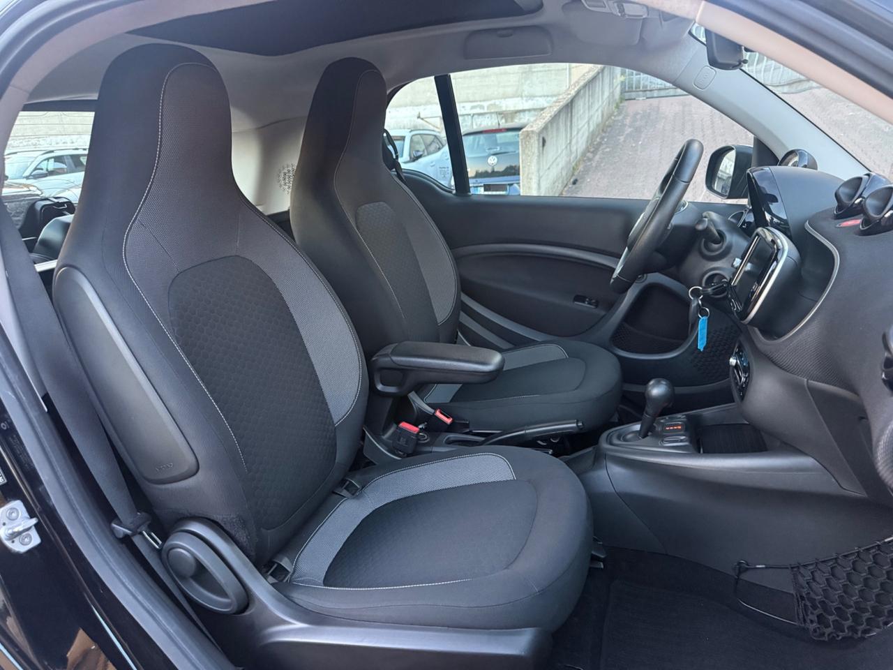 Smart ForTwo EQ Passion TAGLIANDI MERCEDES - PARI AL NUOVO PREZZO REALE, NO OBBLIGO FINANZIAMENTO!!!