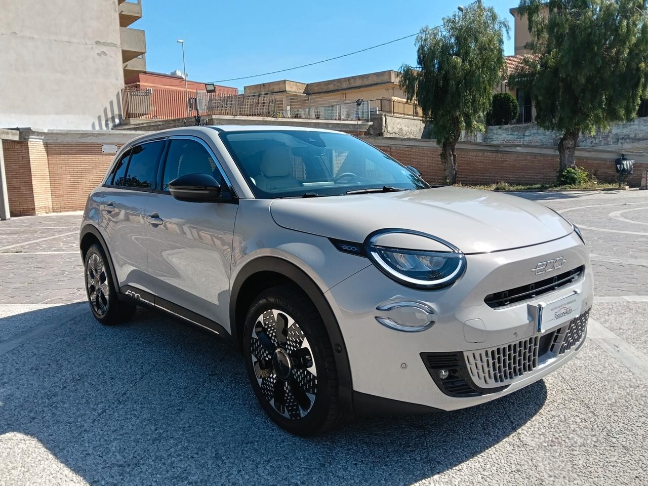 Fiat 600 Hybrid 100 CV DCT MHEV La Prima