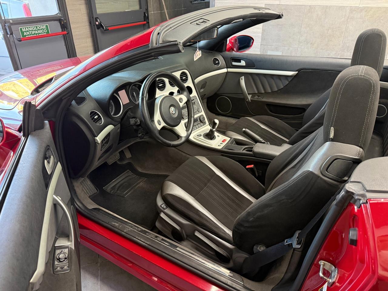 Alfa Romeo Spider 2.2 JTS Selespeed Exclusive