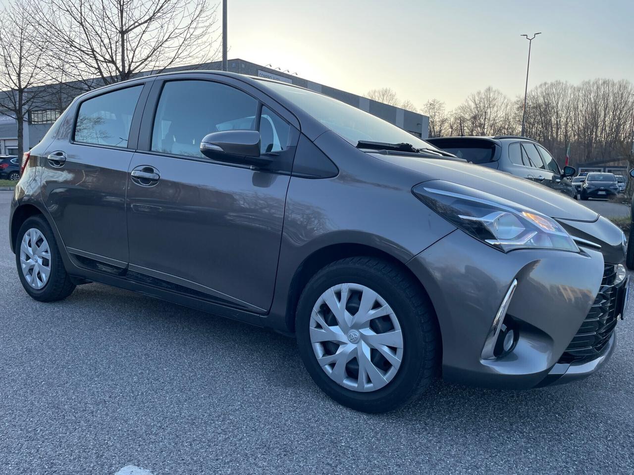 Toyota Yaris 1.0 5 porte*Neopatentati*Solo 45000km*