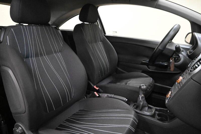 Opel Corsa Corsa 1.2 3 porte Club