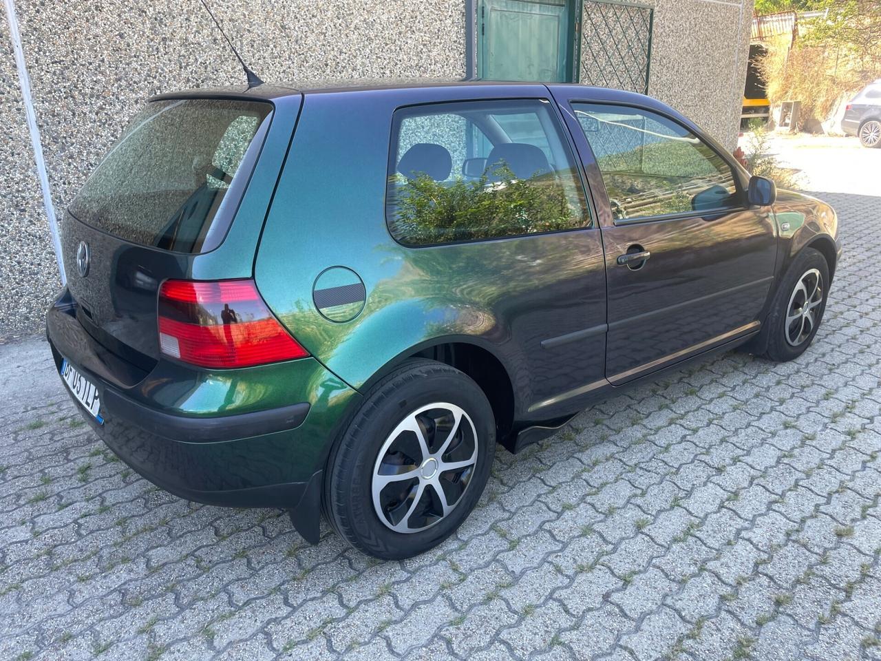 Volkswagen Golf 1.9 TDI/90 CV cat 3 porte