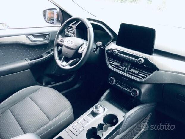 Ford Kuga 1.5 120CV AUTOM- NAVI-TELECAM-TITANIUM