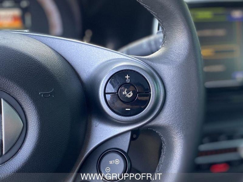 smart fortwo EQ Passion