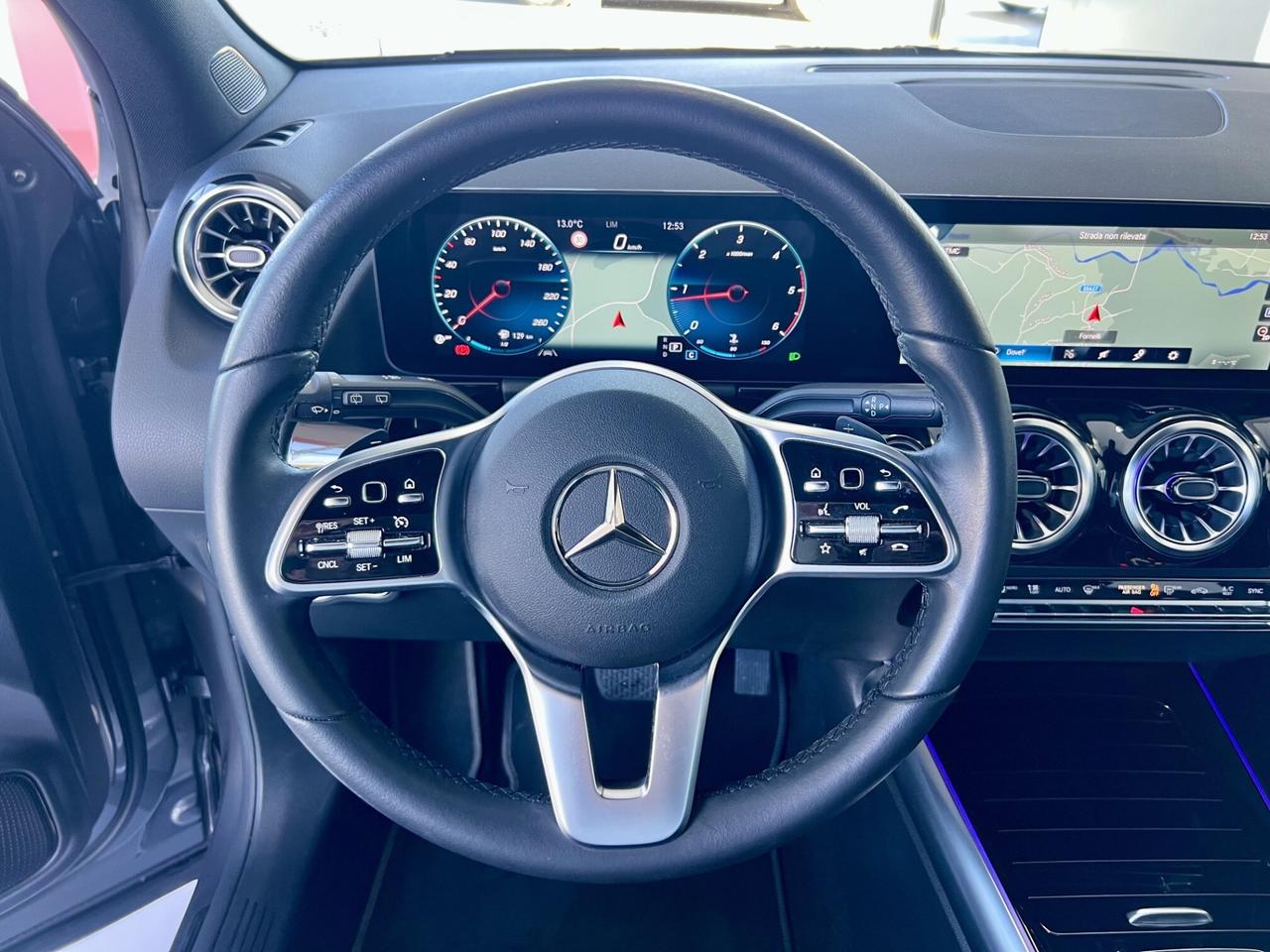 MERCEDES GLA 200d PROGESSIVE LINE - 2022