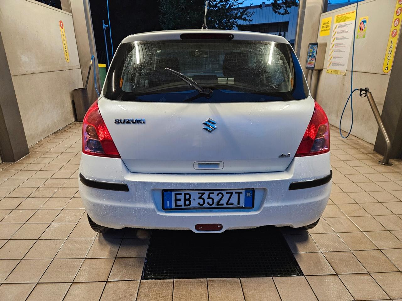 Suzuki Swift 1.3 4x4 5p. GL