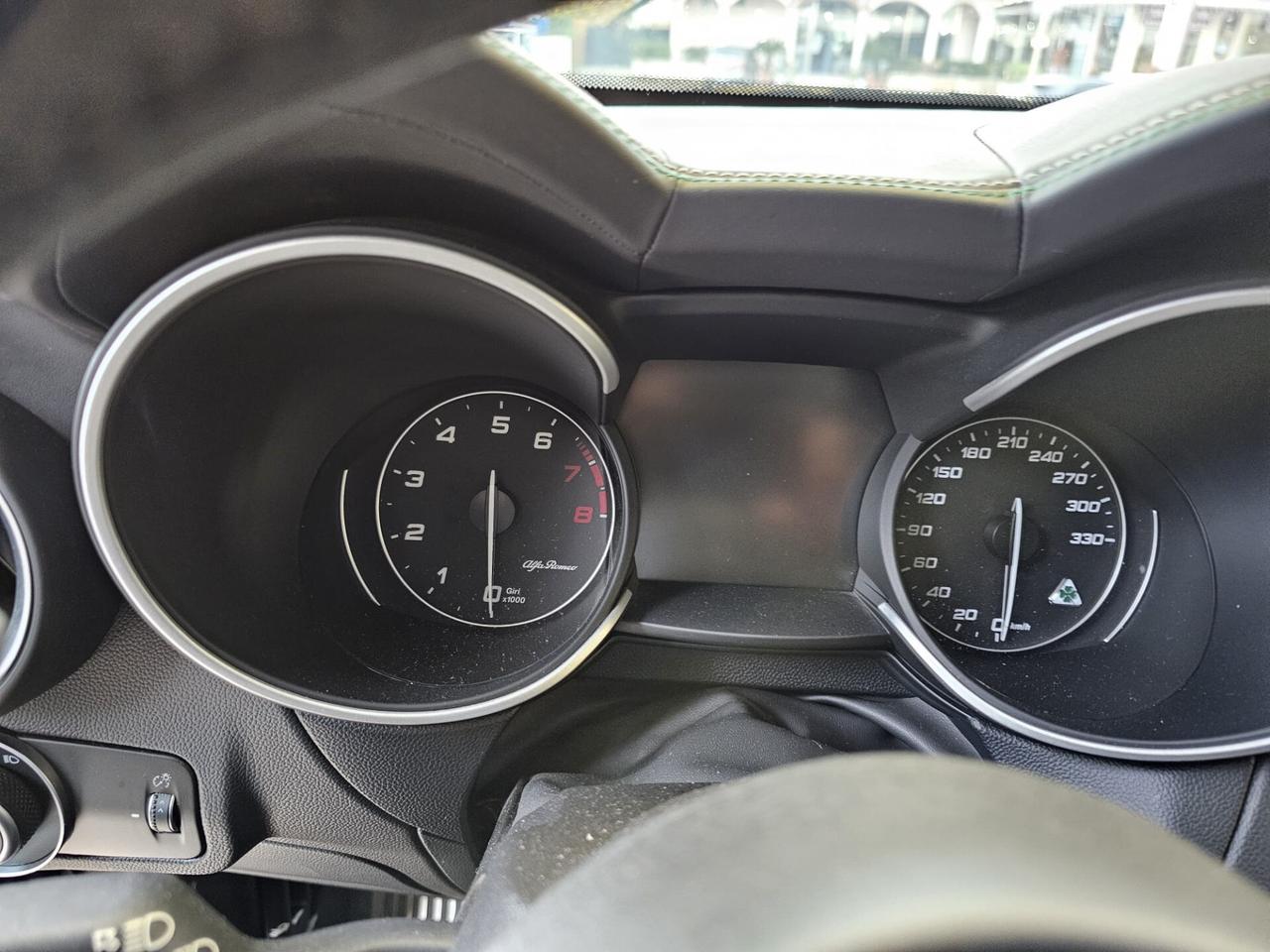 Alfa Romeo Stelvio 2.9 Bi-Turbo V6 510 CV AT8 Quadrifoglio