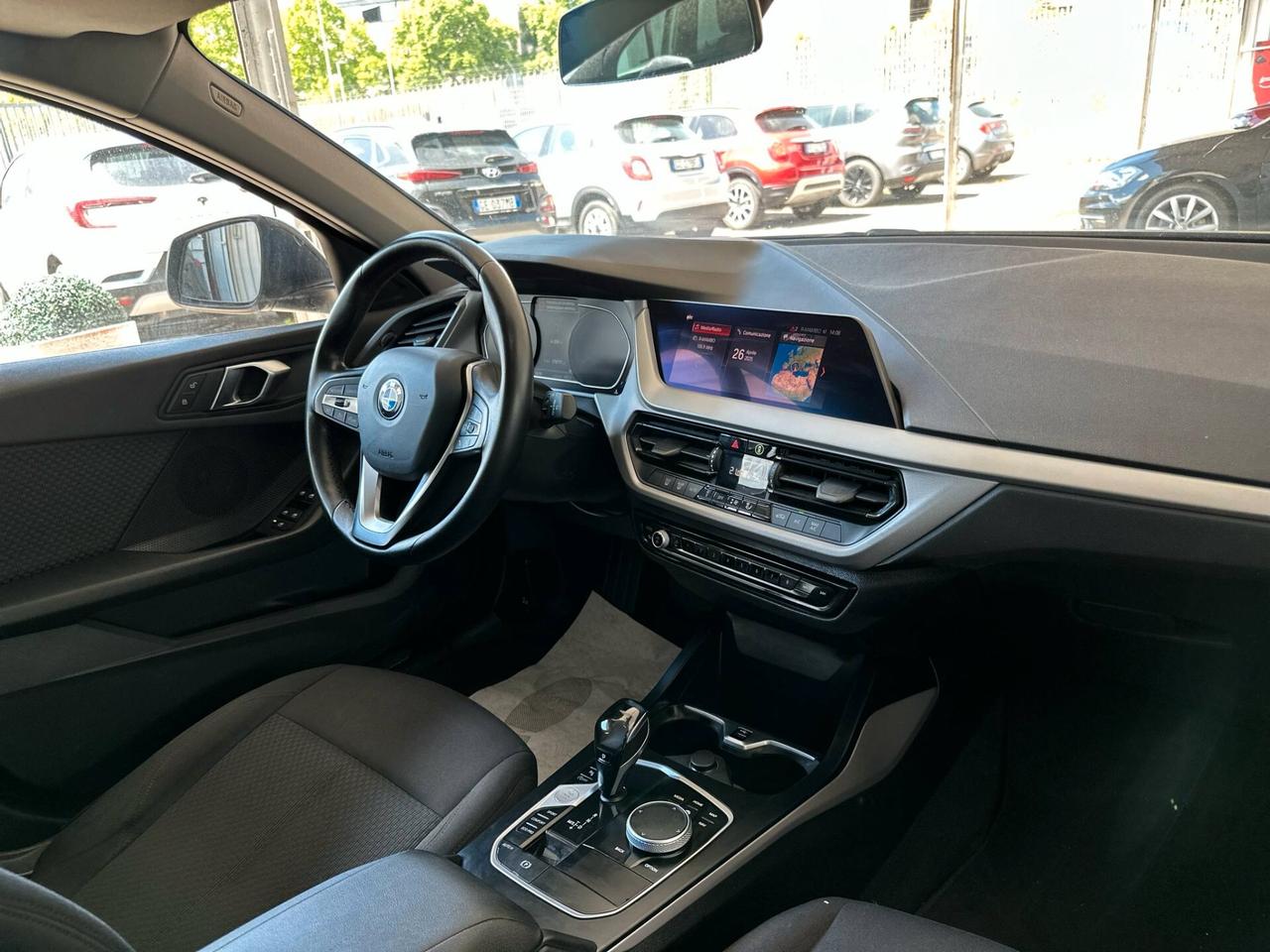 Bmw 116 116d 5p. Advantage auto