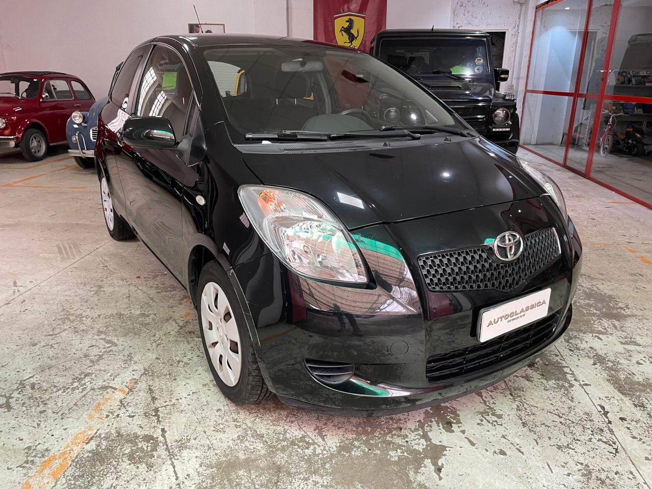 Toyota Yaris 1.0 3 porte PER NEO-PATENTATI!!!