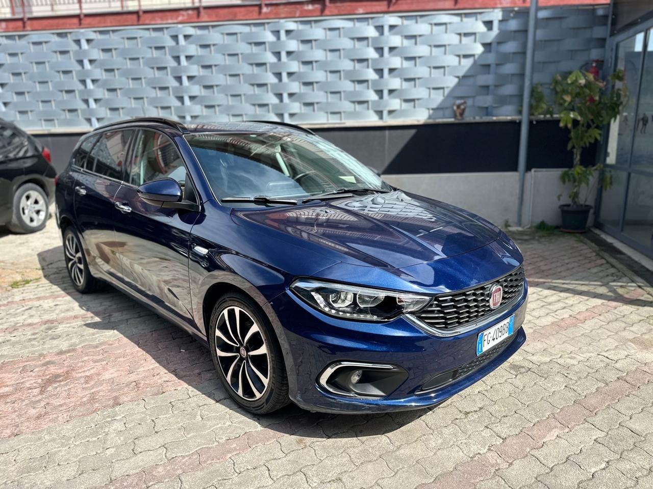 Fiat Tipo 1.6 Mjt S&S SW Lounge 2016