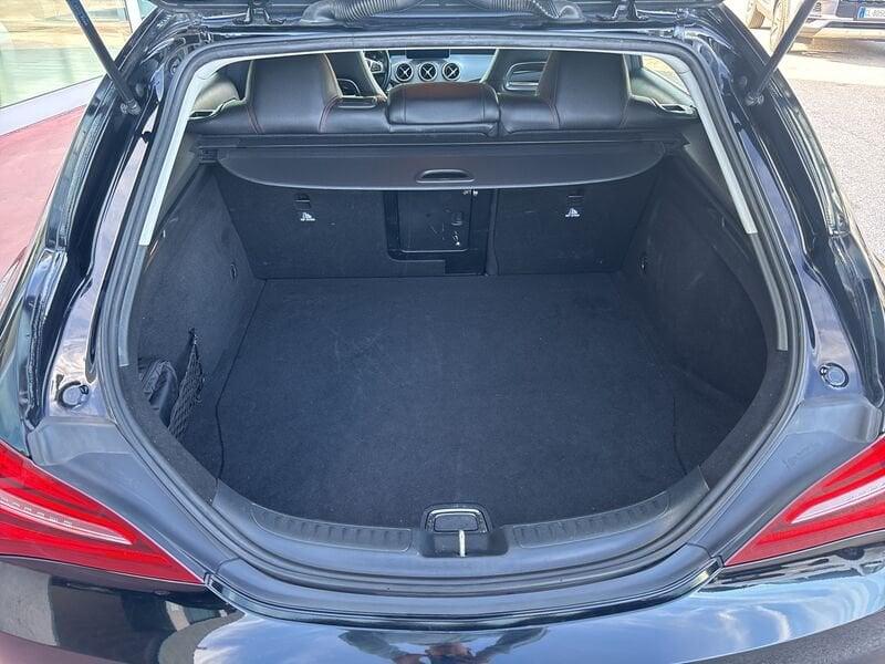 Mercedes-Benz CLA CLA SHOTINGBRAKE 220 4MATIC