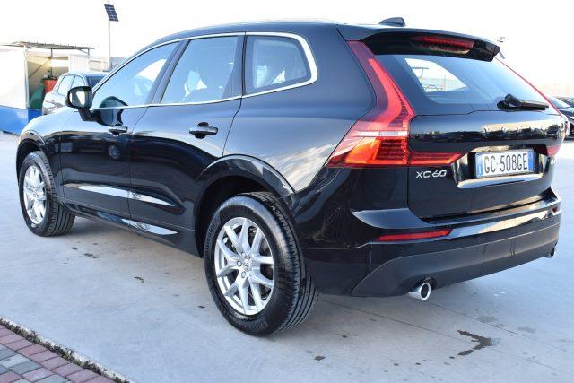 VOLVO XC60 B4 (d) AWD Geartronic Momentum Pro