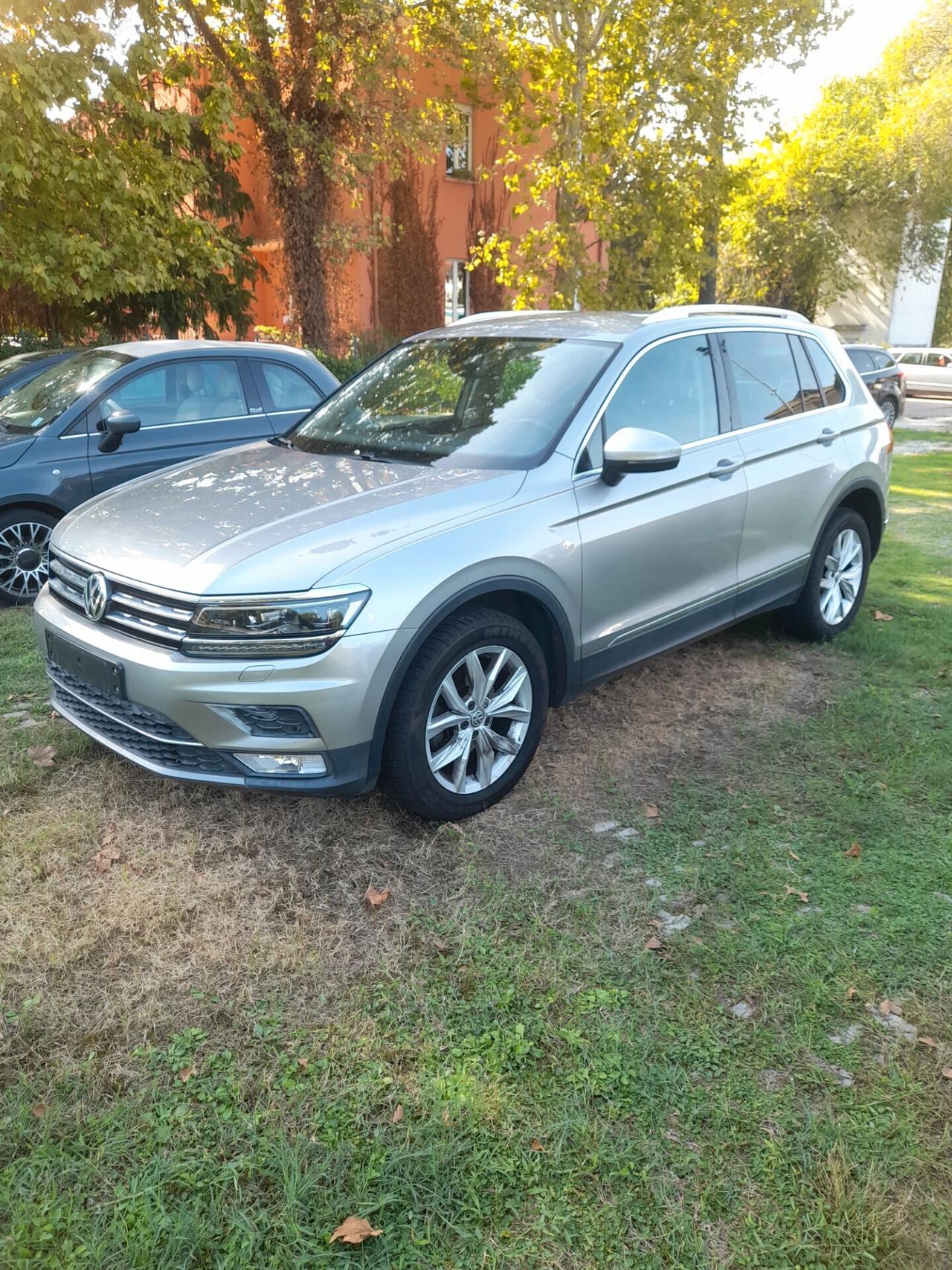 Volkswagen Tiguan 2.0 TDI SCR DSG 4MOTION Executive BMT PROMO