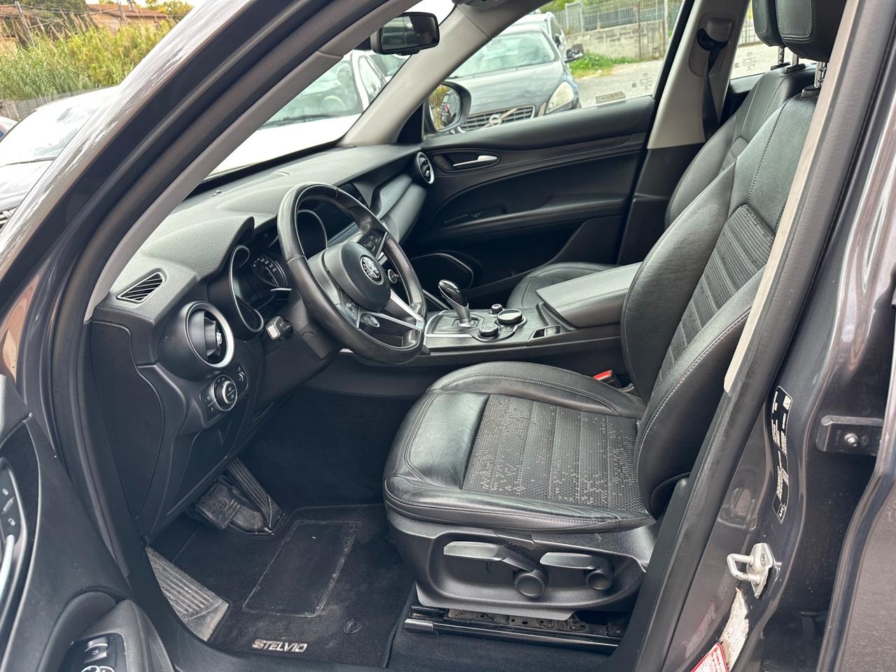 Alfa Romeo Stelvio 2.2 Turbodiesel 210 CV AT8 Q4 Business