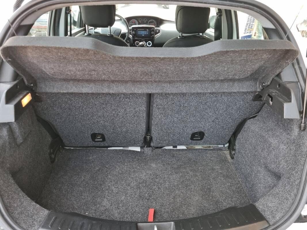 Lancia Ypsilon III 1.0 firefly hybrid Gold s&s 70cv