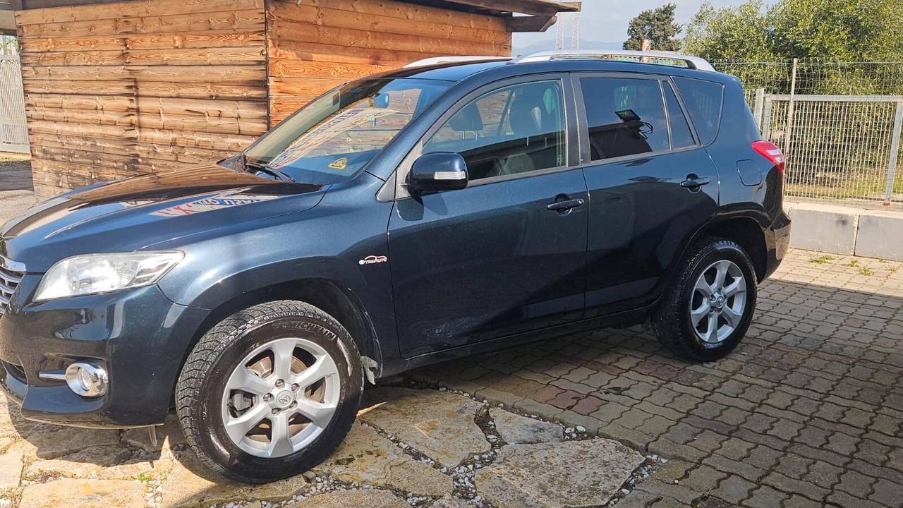 Toyota RAV 4 RAV4 Crossover 2.2 D-4D 150 CV DPF Exclusive