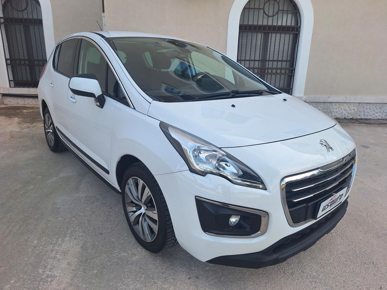 Peugeot 3008 1.6 HDi 115CV NAVI 2015